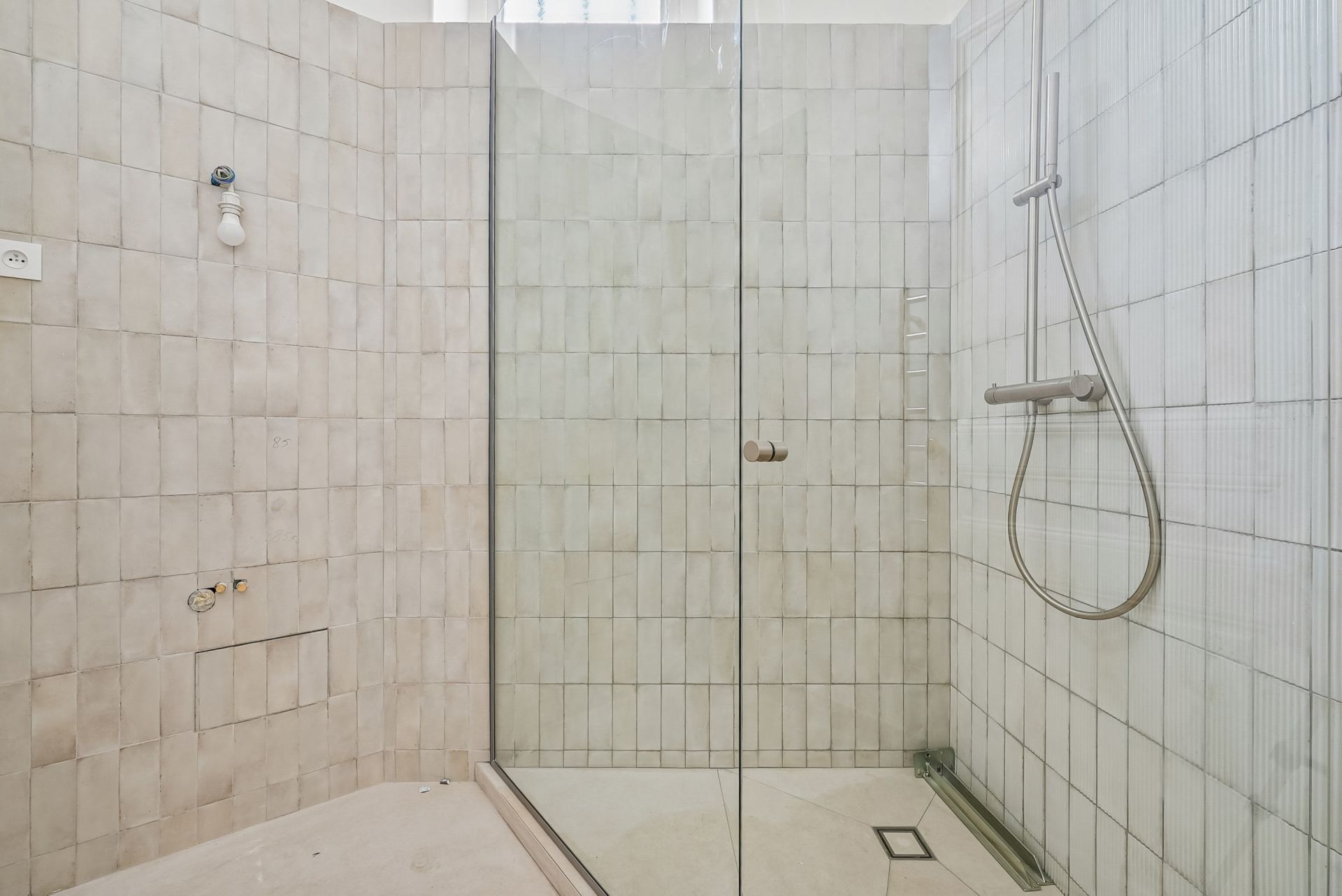 apartment 6 Rooms for sale on PARIS (75008)