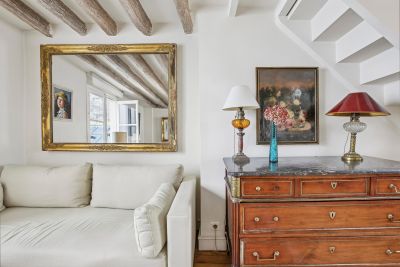 Vente Appartement Paris 7 2&nbsp;Pièces 65.2&nbsp;m²