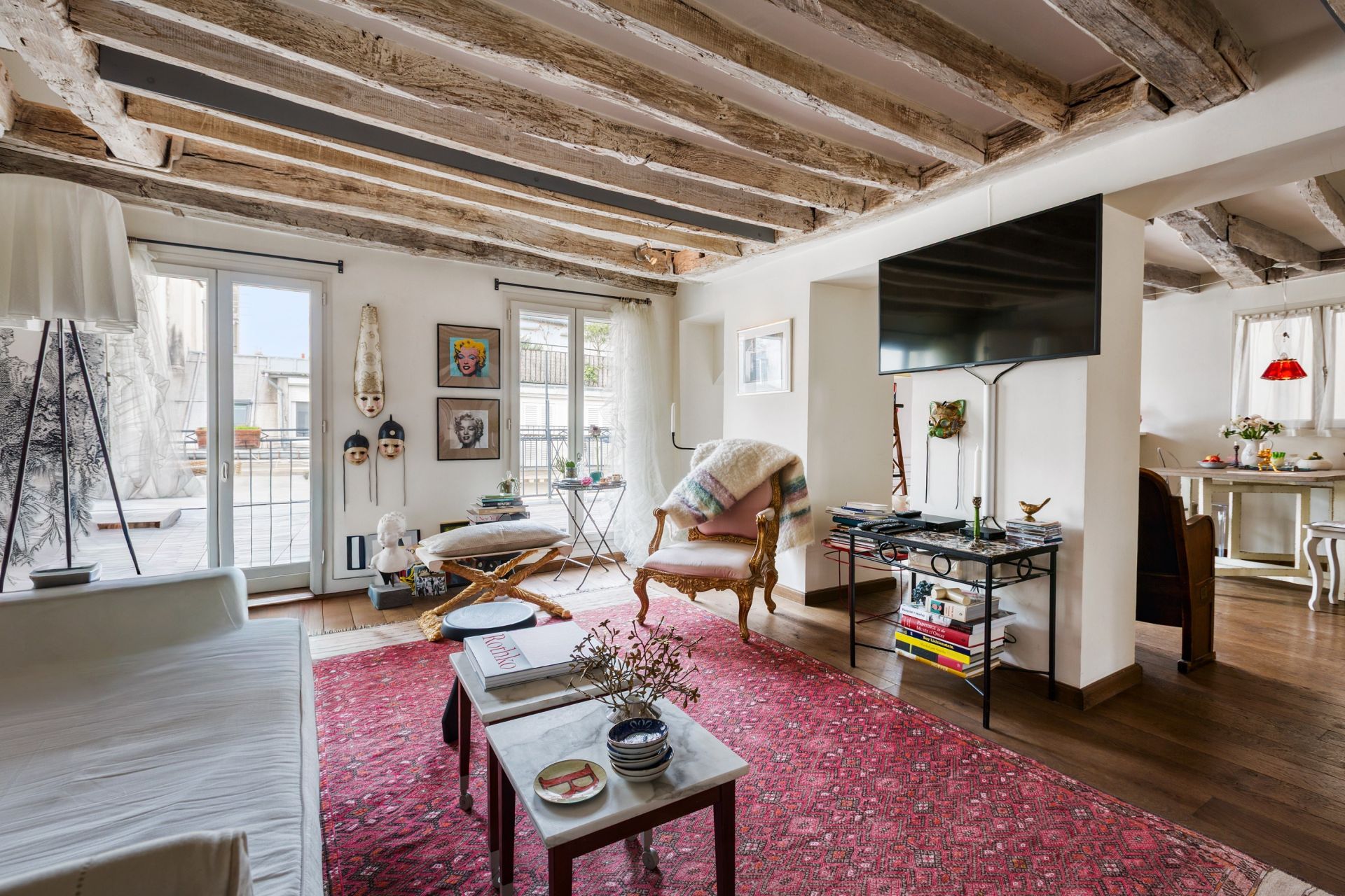 apartment 5 Rooms for sale on PARIS (75007)