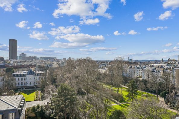 Sale Apartment Paris 7 3&nbsp;Rooms 100&nbsp;m²