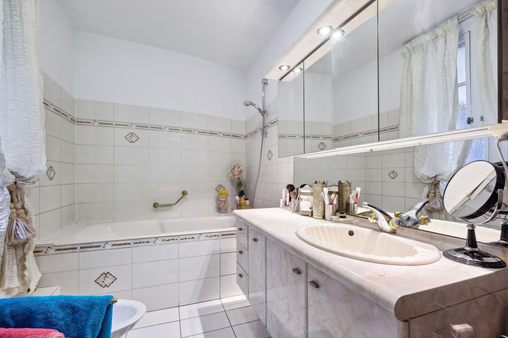 appartement 4 Pièces en vente sur NEUILLY SUR SEINE (92200)