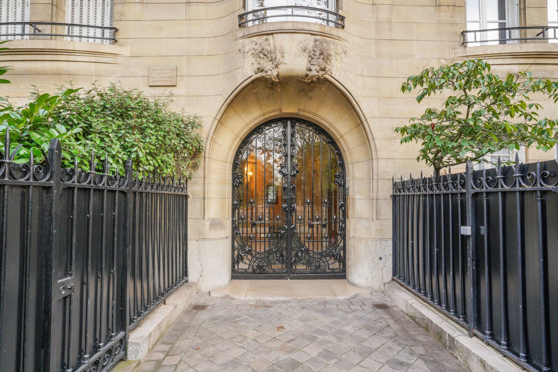 appartement 5 Pièces en vente sur PARIS (75116)