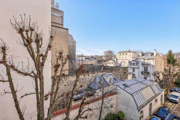 Sale Apartment Paris 7 5&nbsp;Rooms 134&nbsp;m²