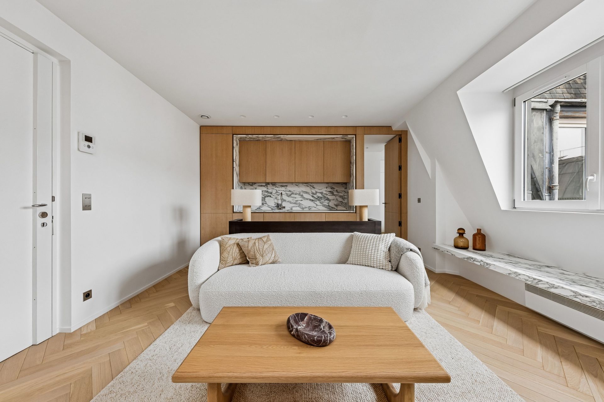 apartment 3 Rooms for sale on PARIS (75008)