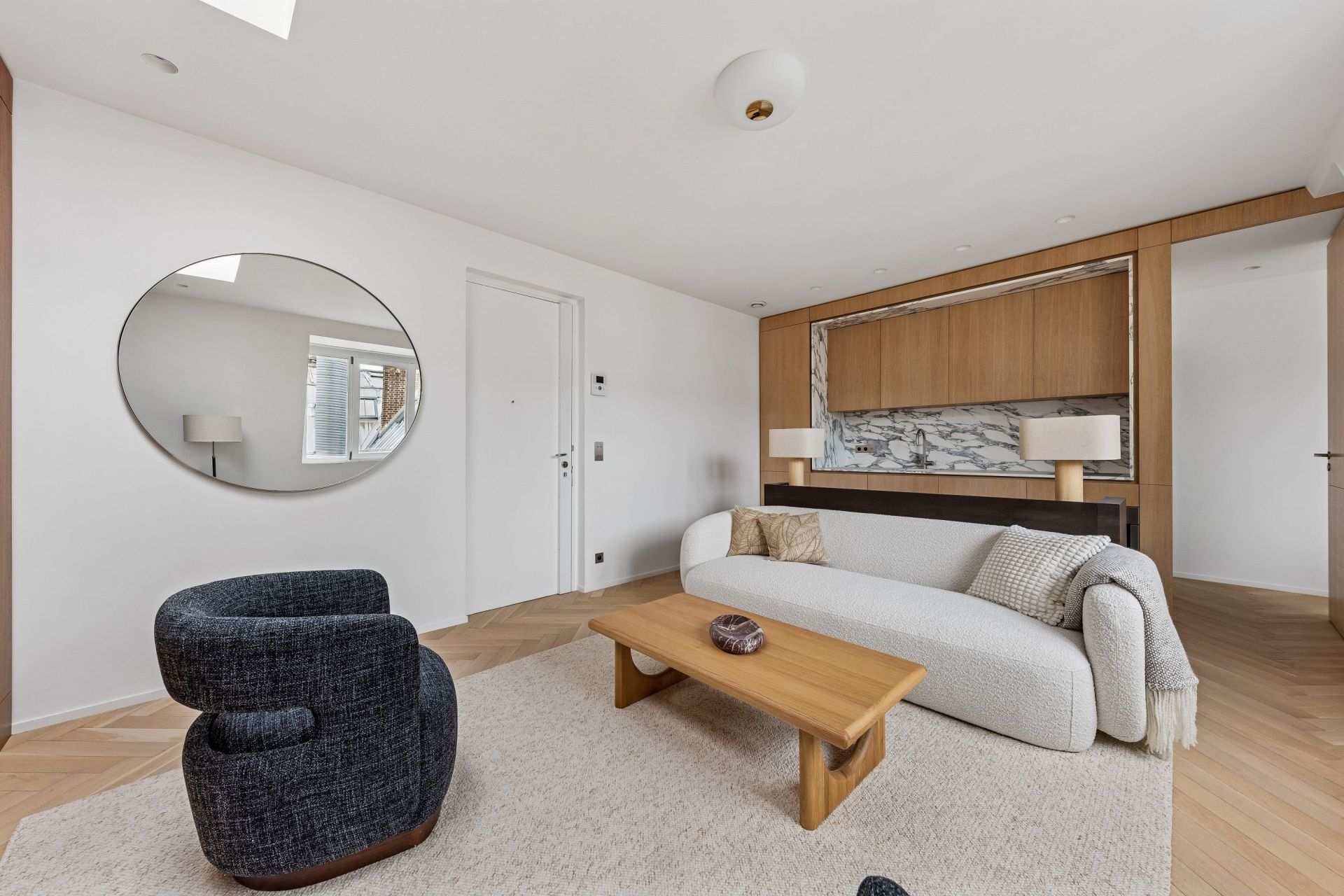 apartment 3 Rooms for sale on PARIS (75008)