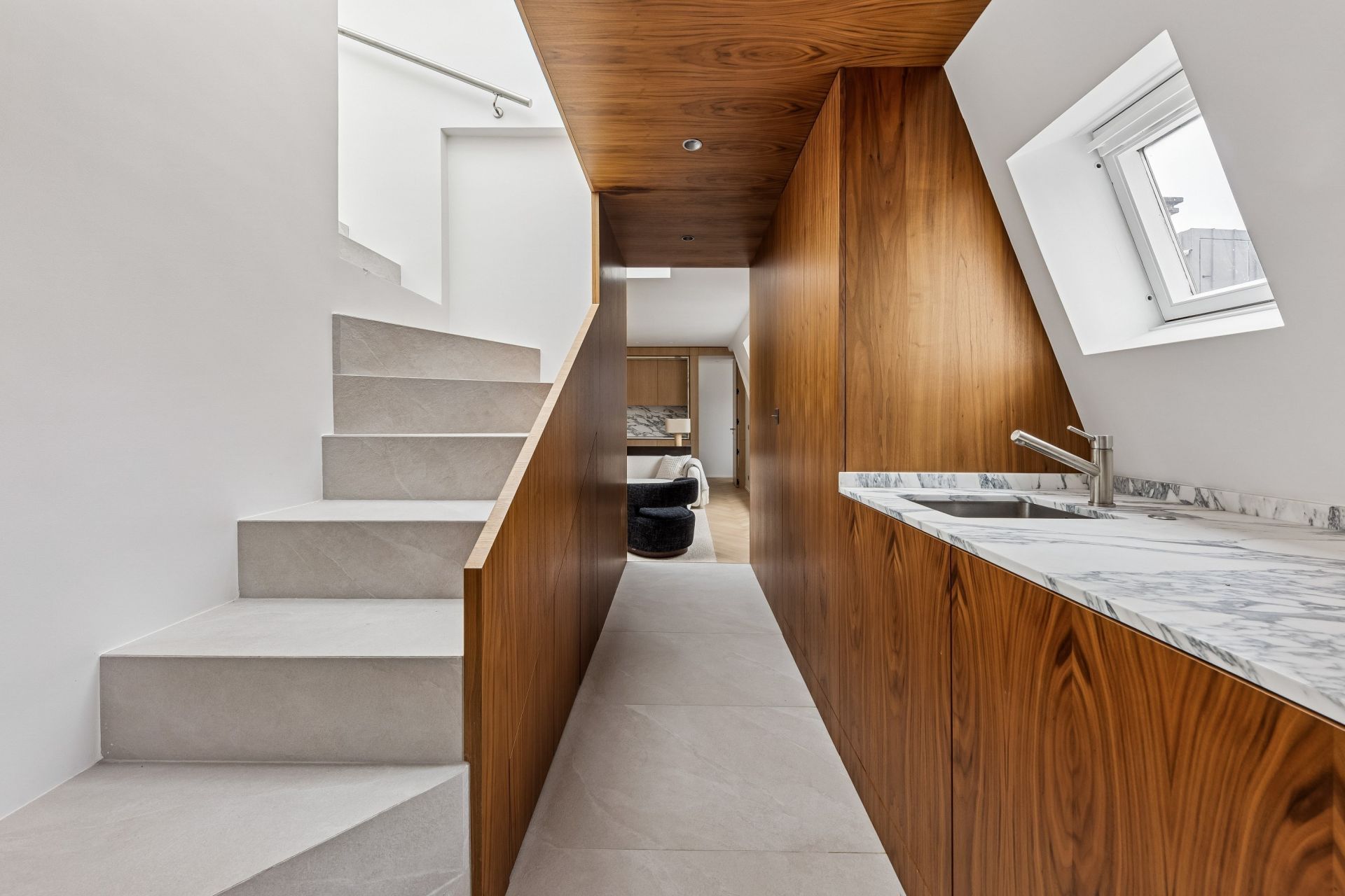 apartment 3 Rooms for sale on PARIS (75008)