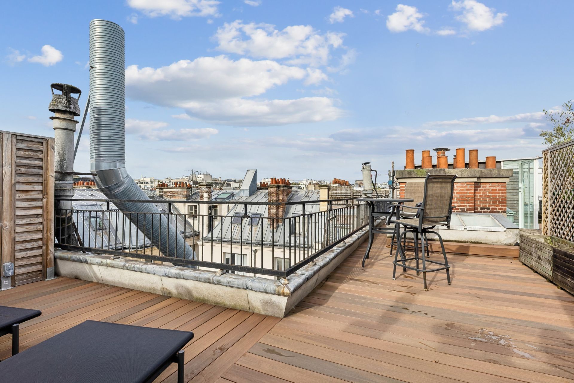 apartment 3 Rooms for sale on PARIS (75008)