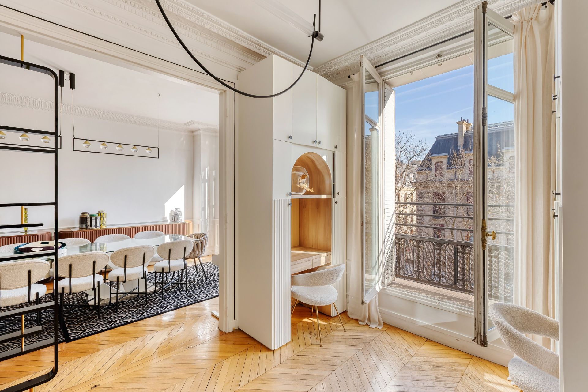 apartment 7 Rooms for sale on PARIS (75004)