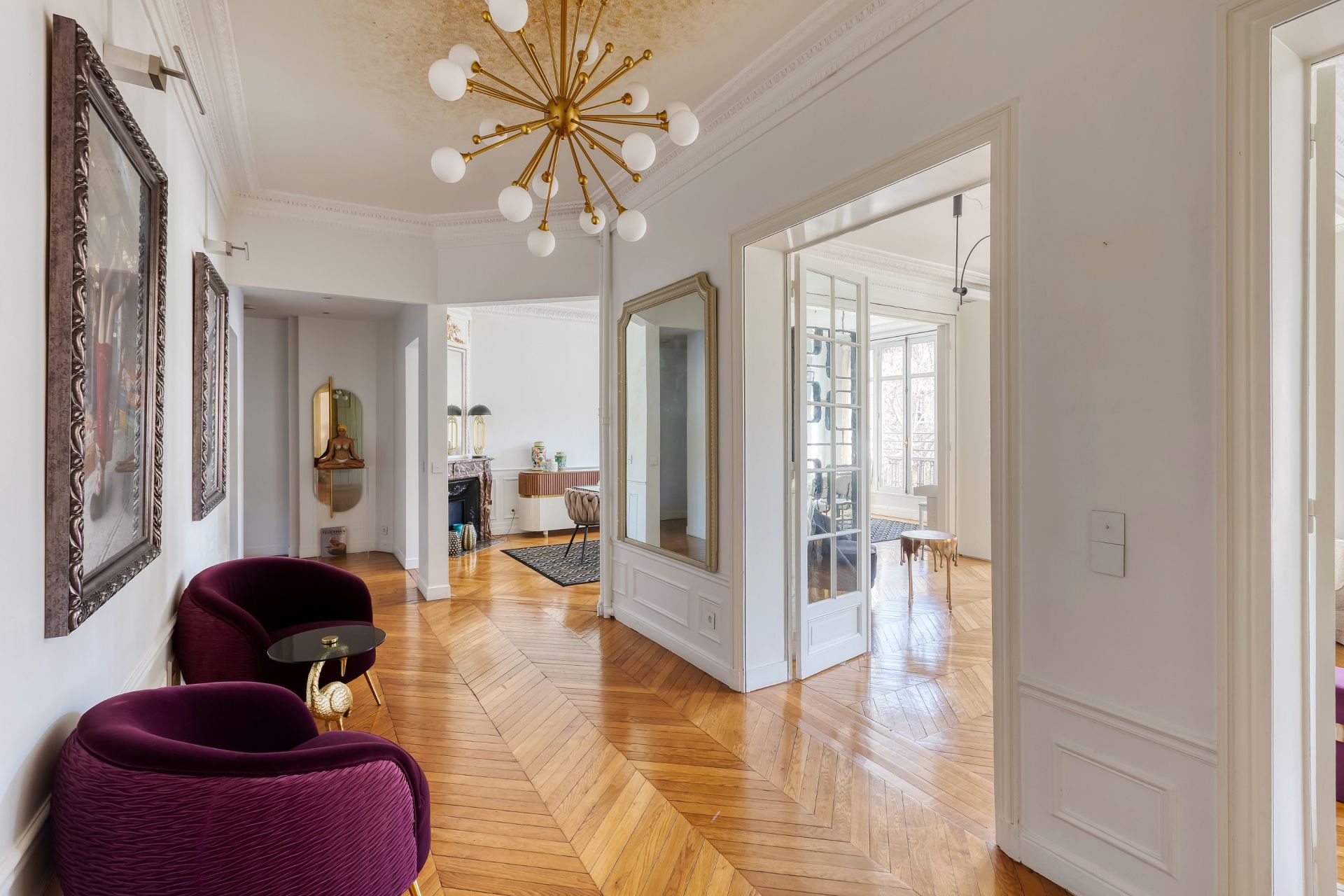 apartment 7 Rooms for sale on PARIS (75004)