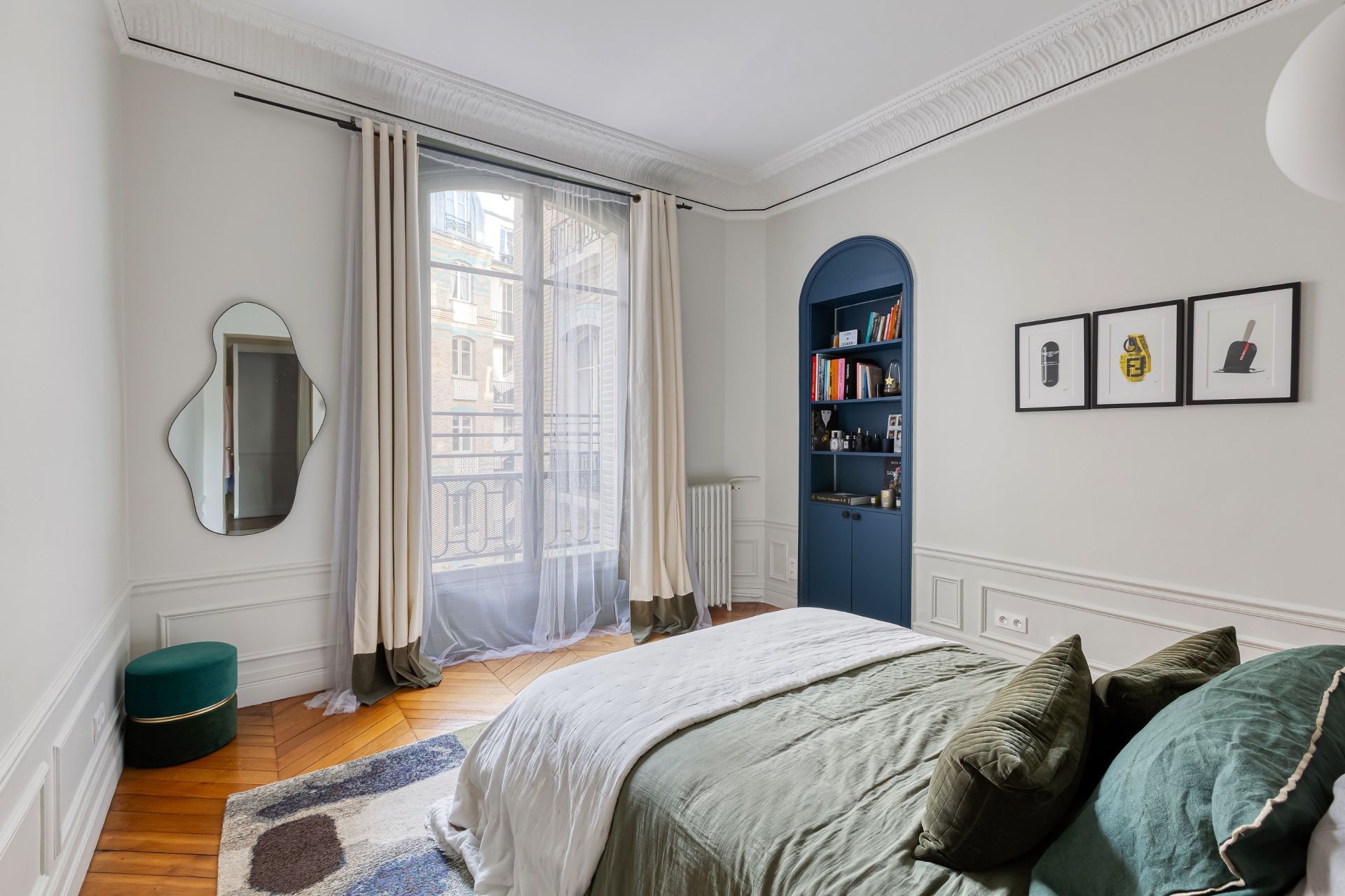 apartment 7 Rooms for sale on PARIS (75004)