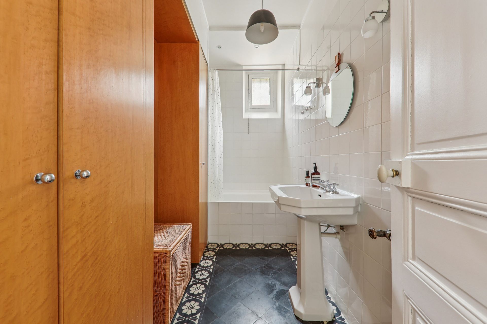 apartment 4 Rooms for sale on PARIS (75009)