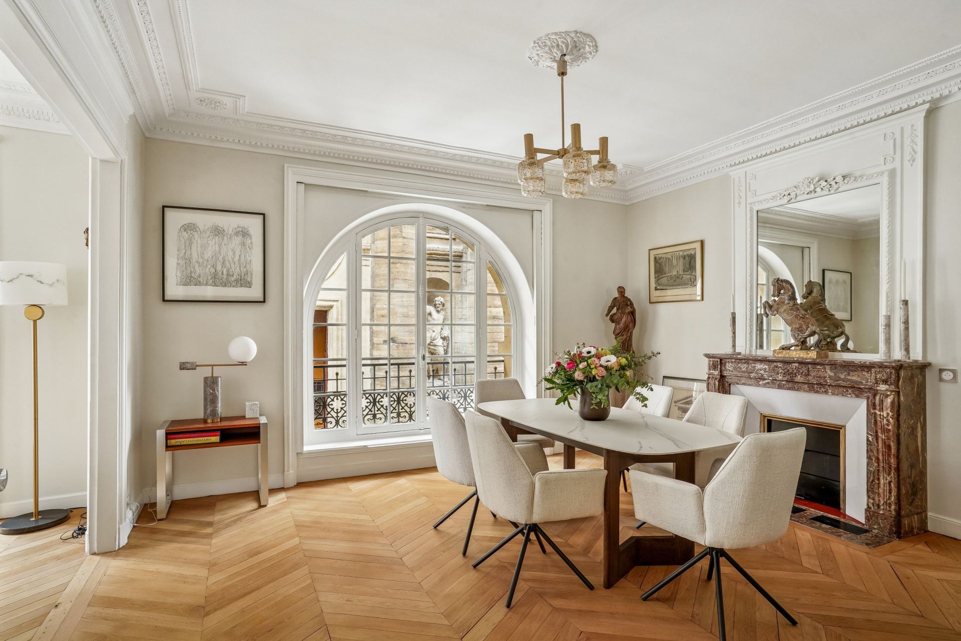 apartment 4 Rooms for sale on PARIS (75006)