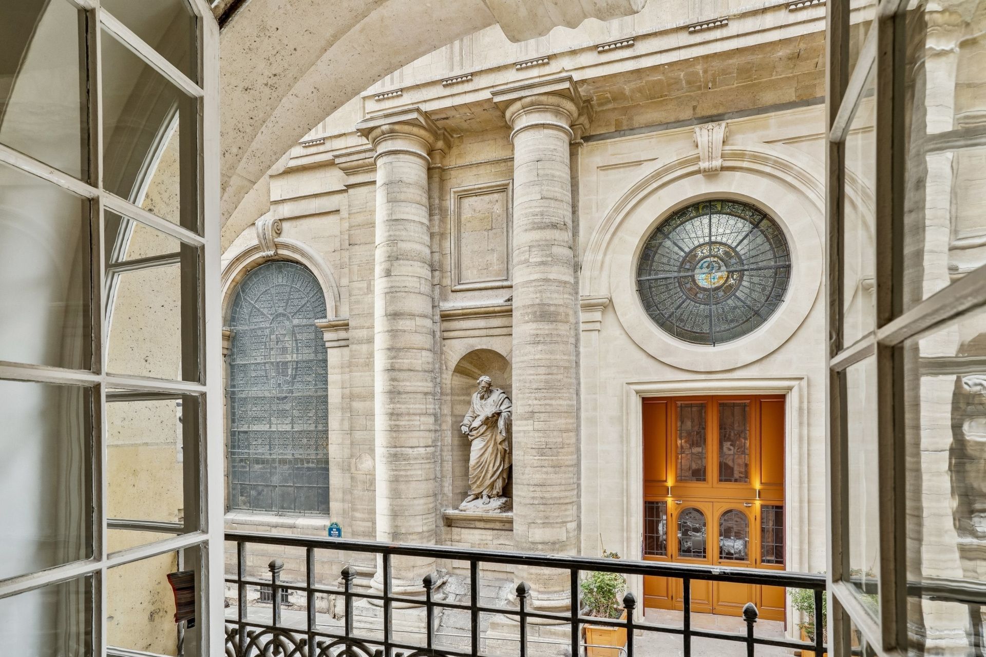 apartment 4 Rooms for sale on PARIS (75006)