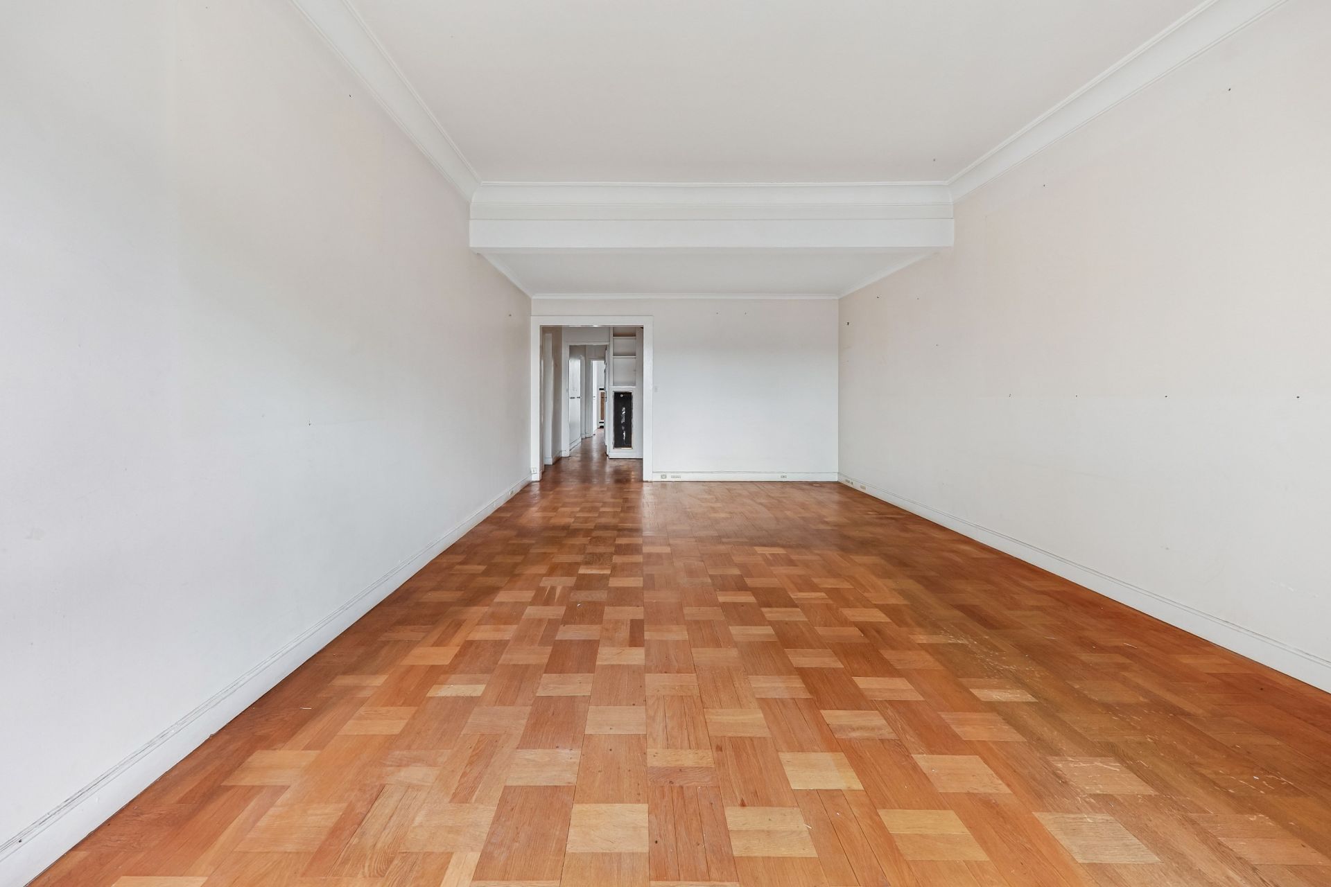 appartement 2 Pièces en vente sur PARIS (75116)