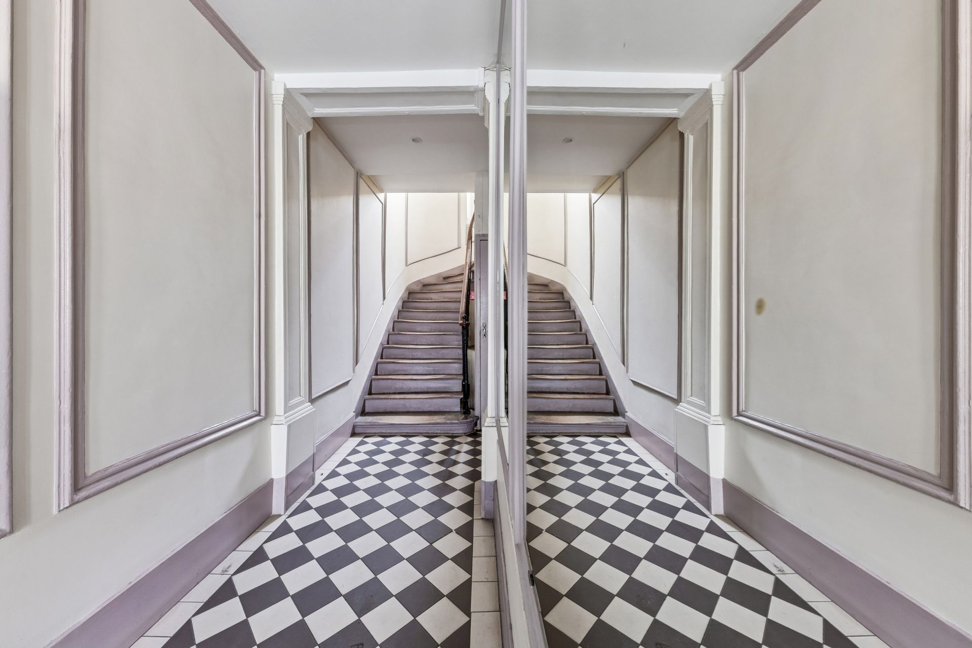 apartment 1 room for sale on PARIS (75007)