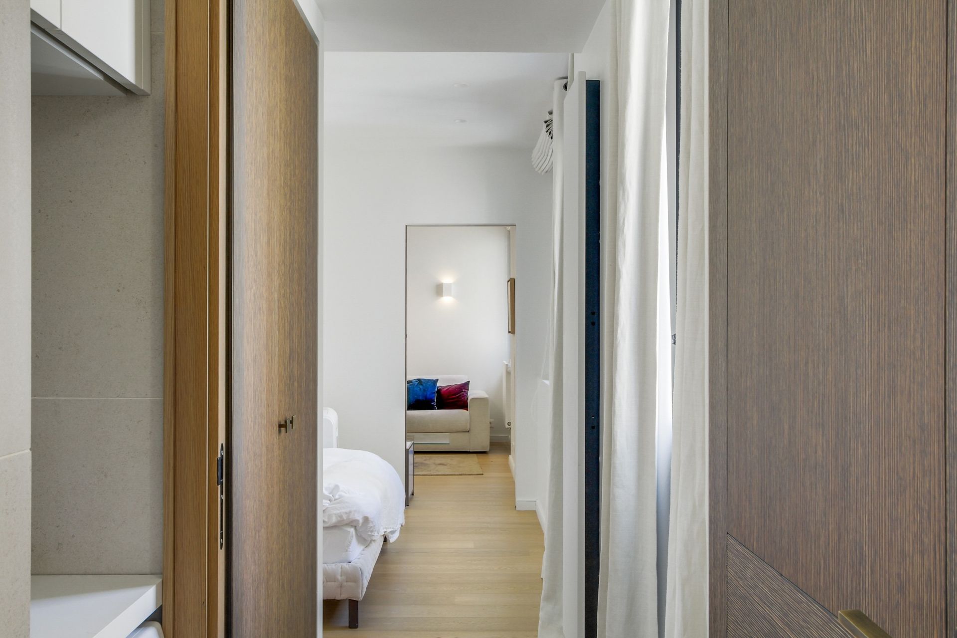 apartment 2 Rooms for rent on PARIS (75007)