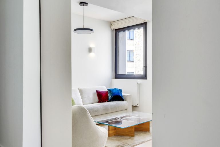 apartment 2 Rooms for rent on PARIS (75007)