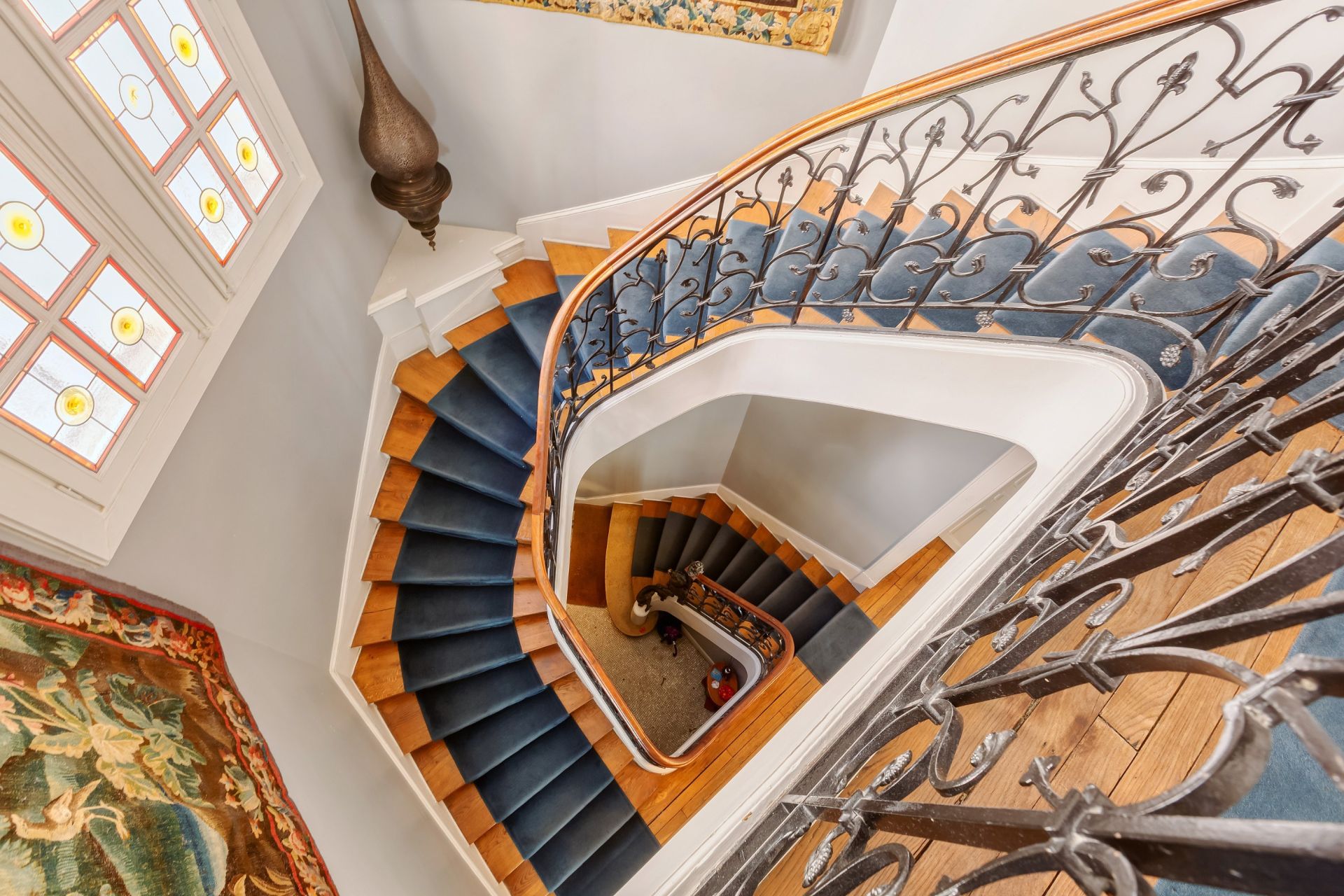 mansion (hôtel particulier) 15 Rooms for sale on PARIS (75016)