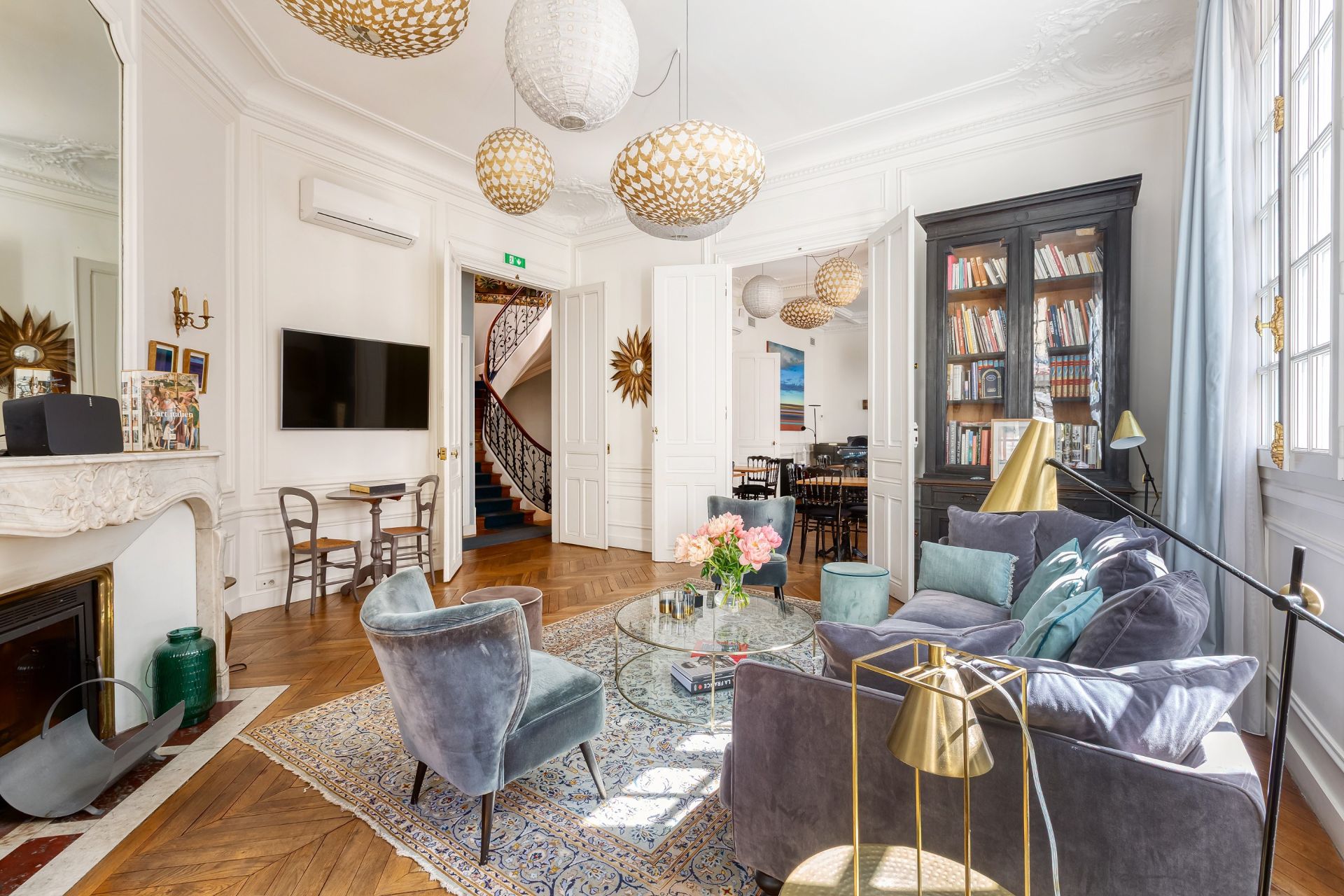 mansion (hôtel particulier) 15 Rooms for sale on PARIS (75016)