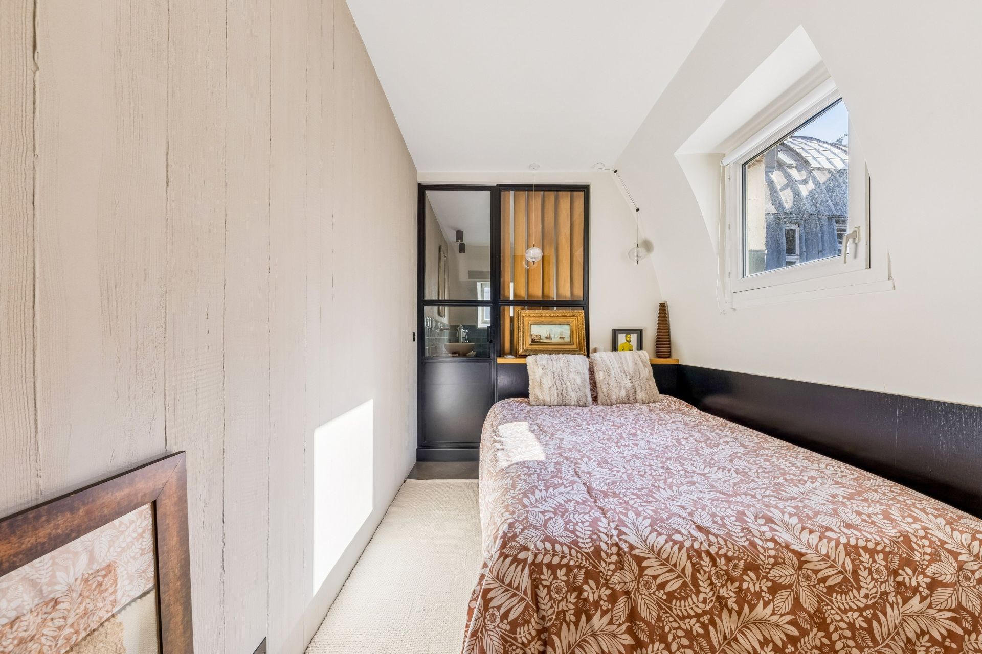 apartment 4 Rooms for sale on PARIS (75002)