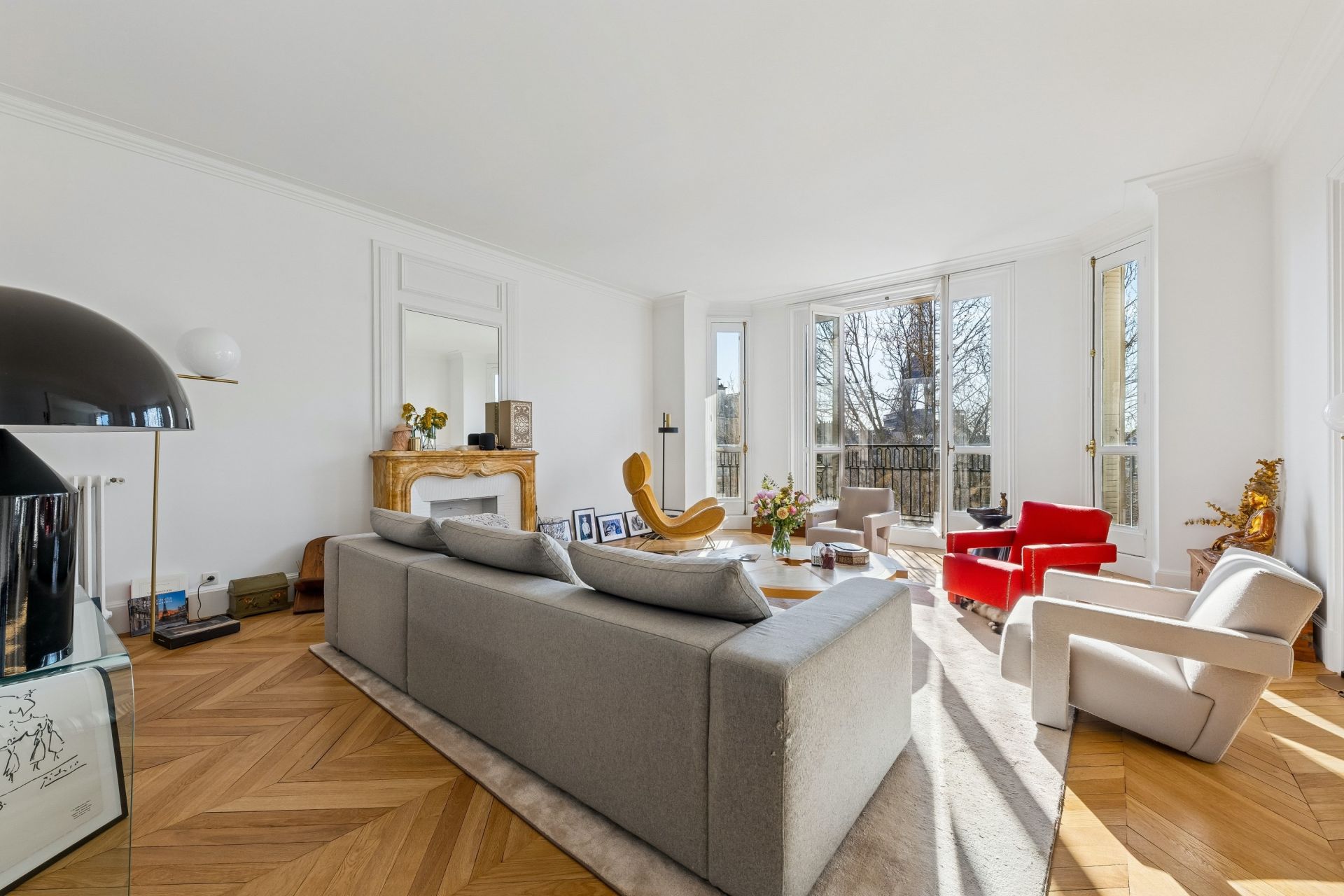 apartment 5 Rooms for sale on PARIS (75007)