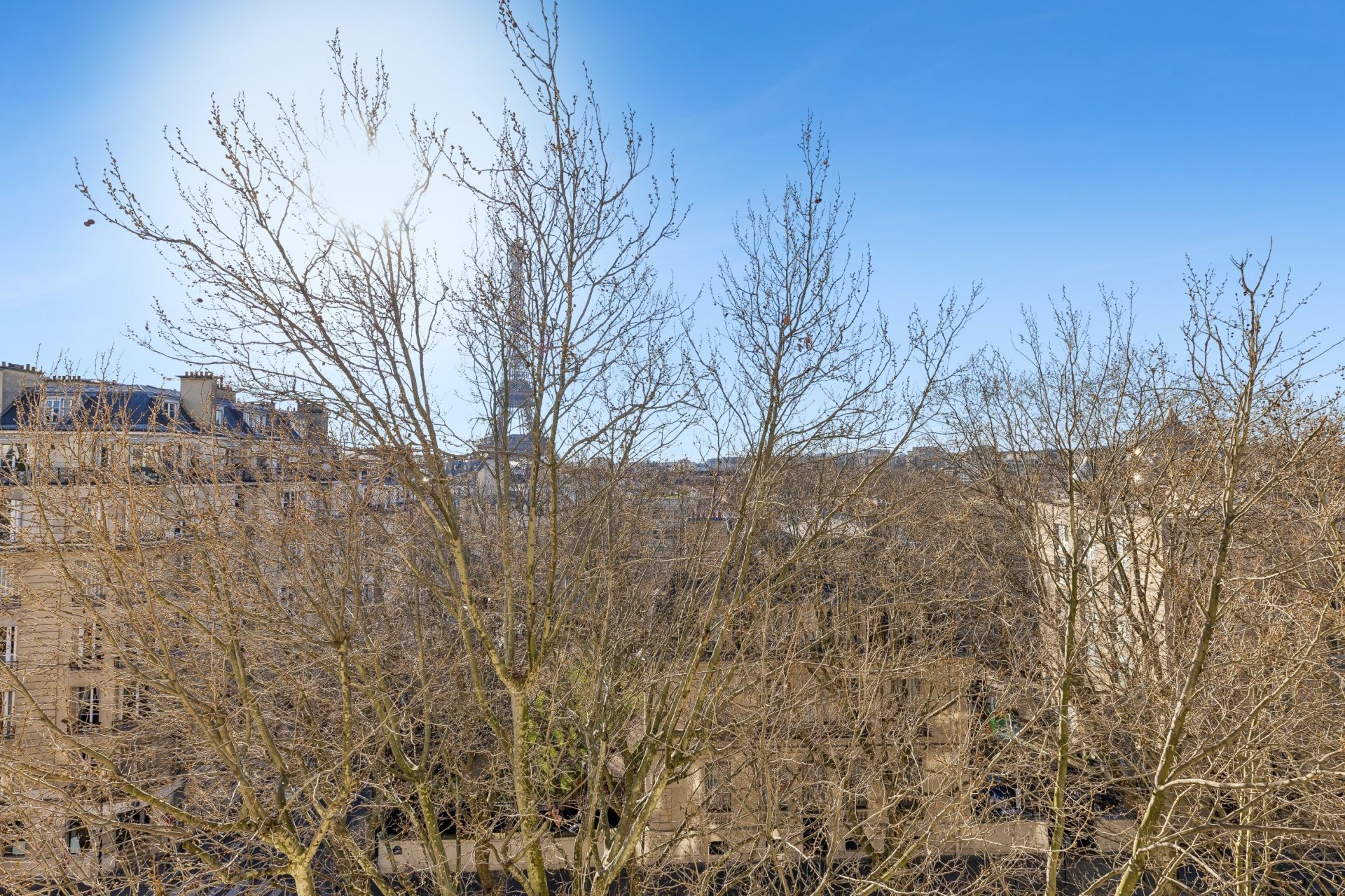 apartment 5 Rooms for sale on PARIS (75007)