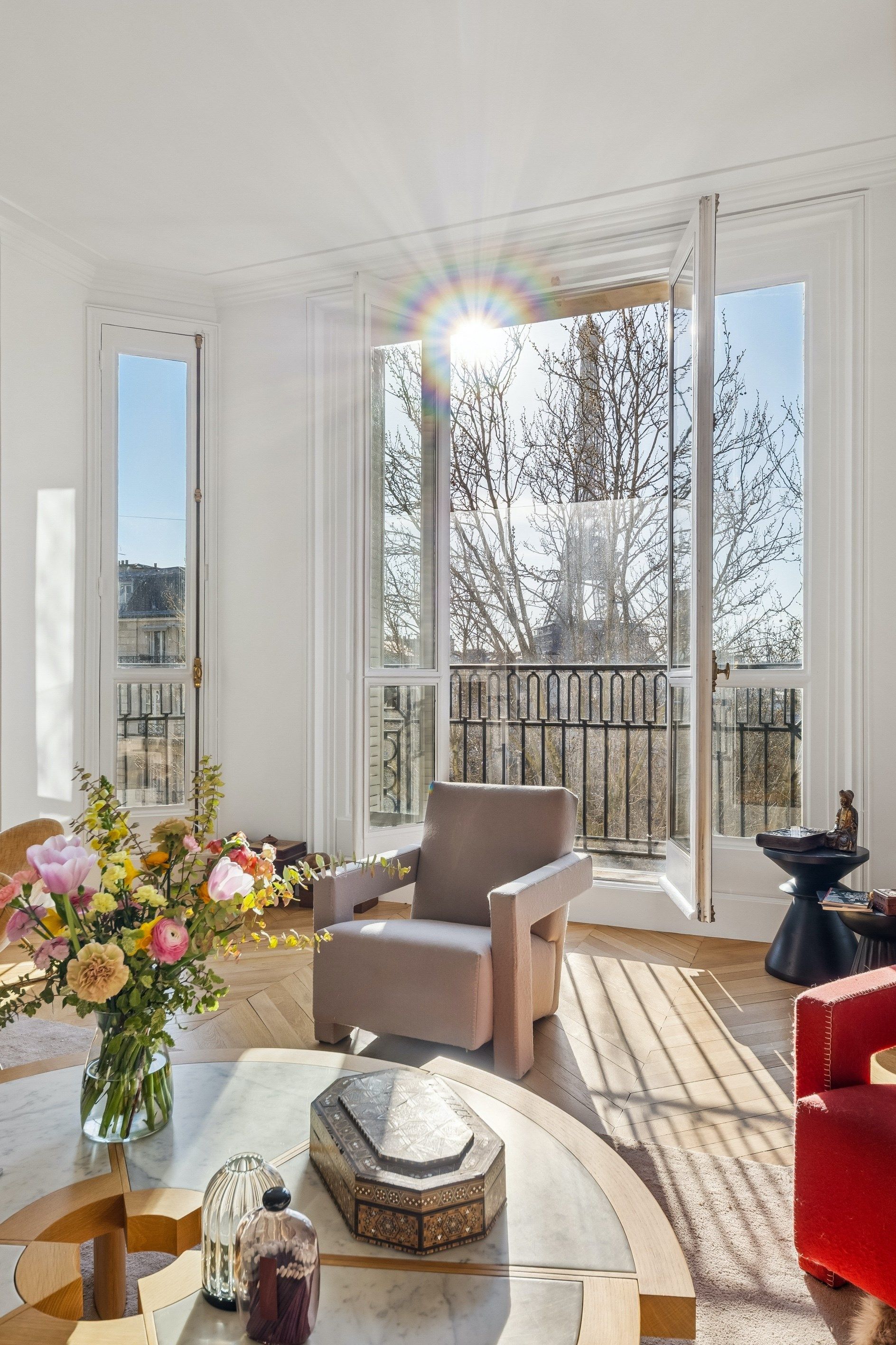 apartment 5 Rooms for sale on PARIS (75007)