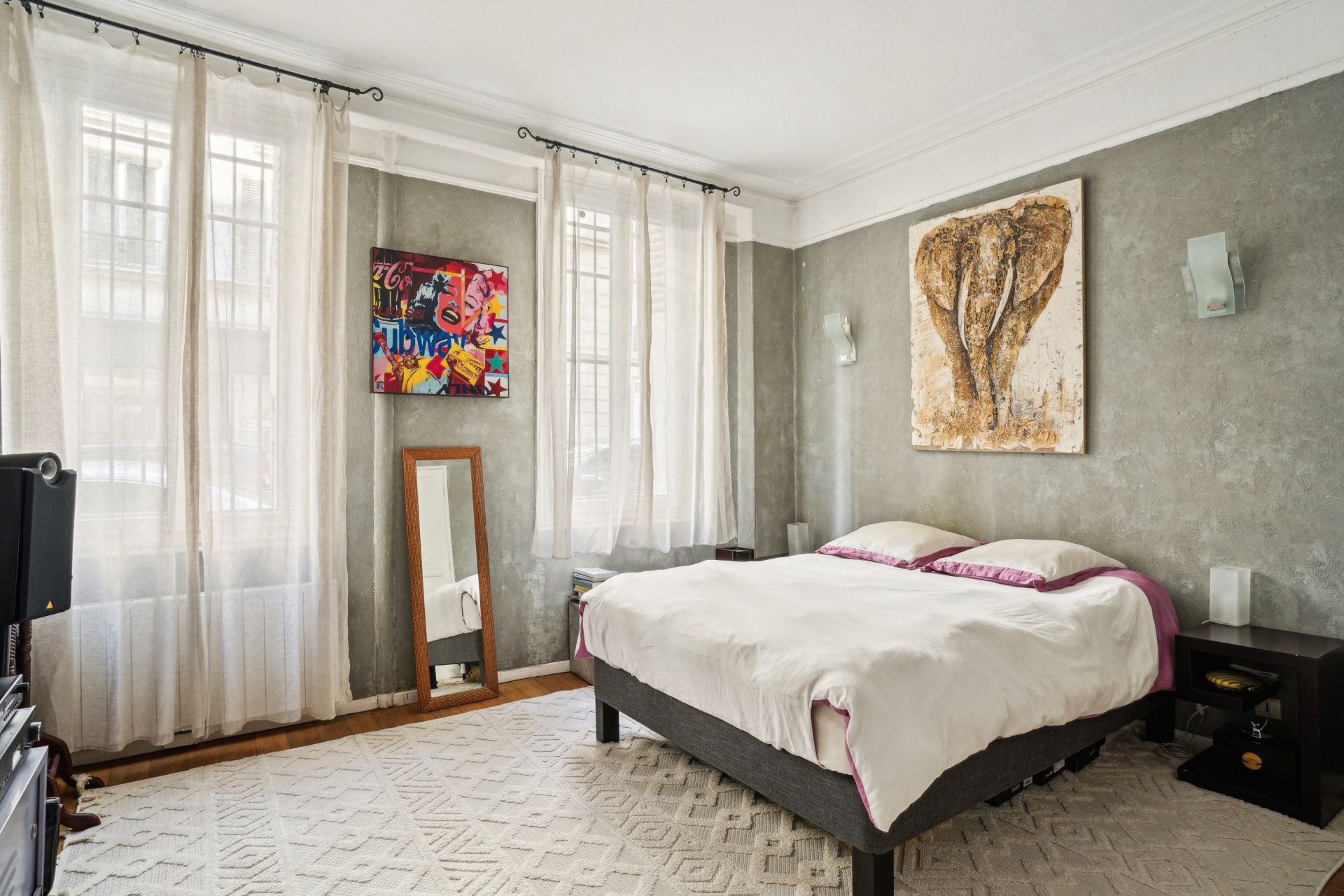 apartment 5 Rooms for sale on PARIS (75009)