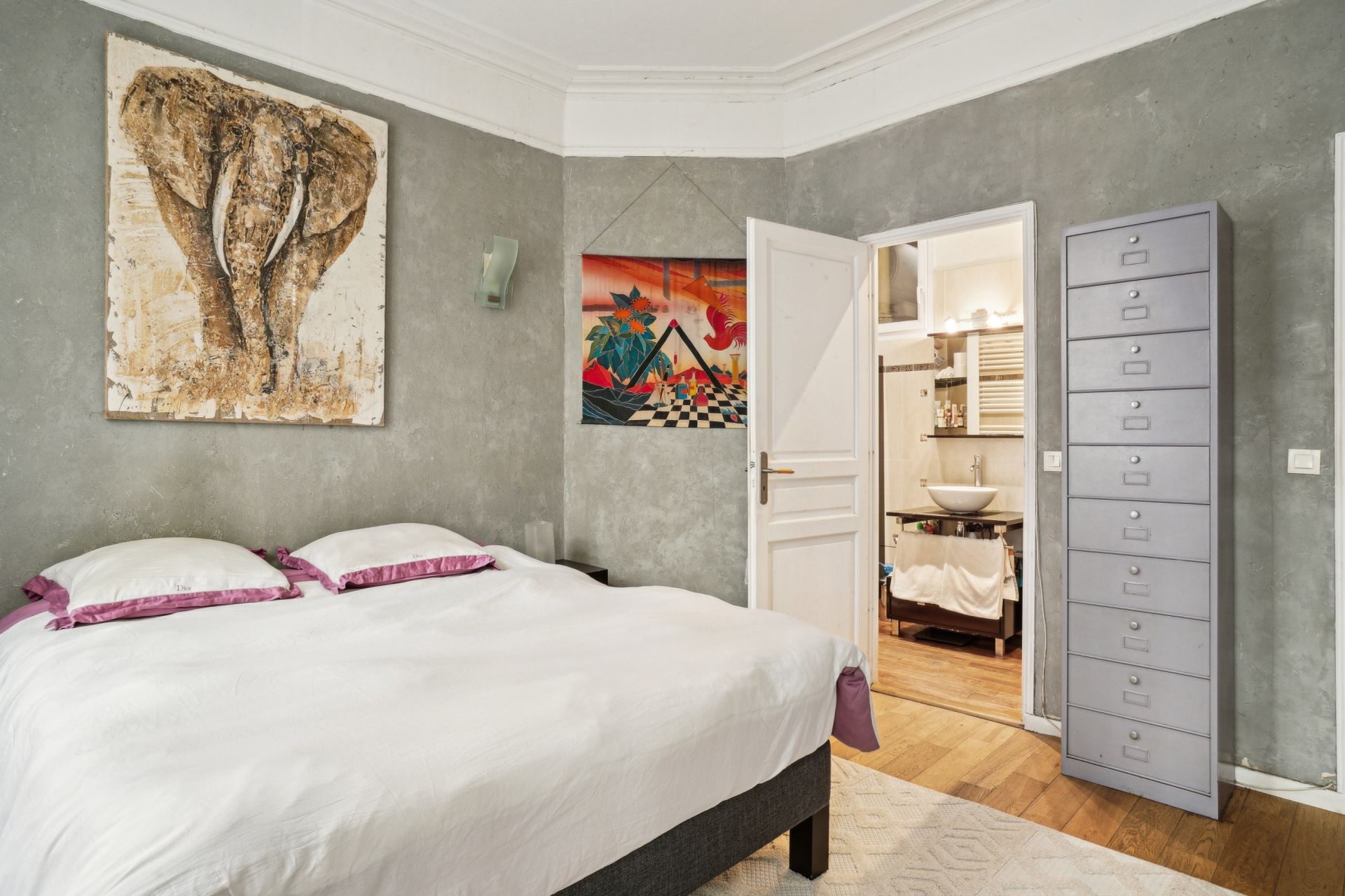 apartment 5 Rooms for sale on PARIS (75009)