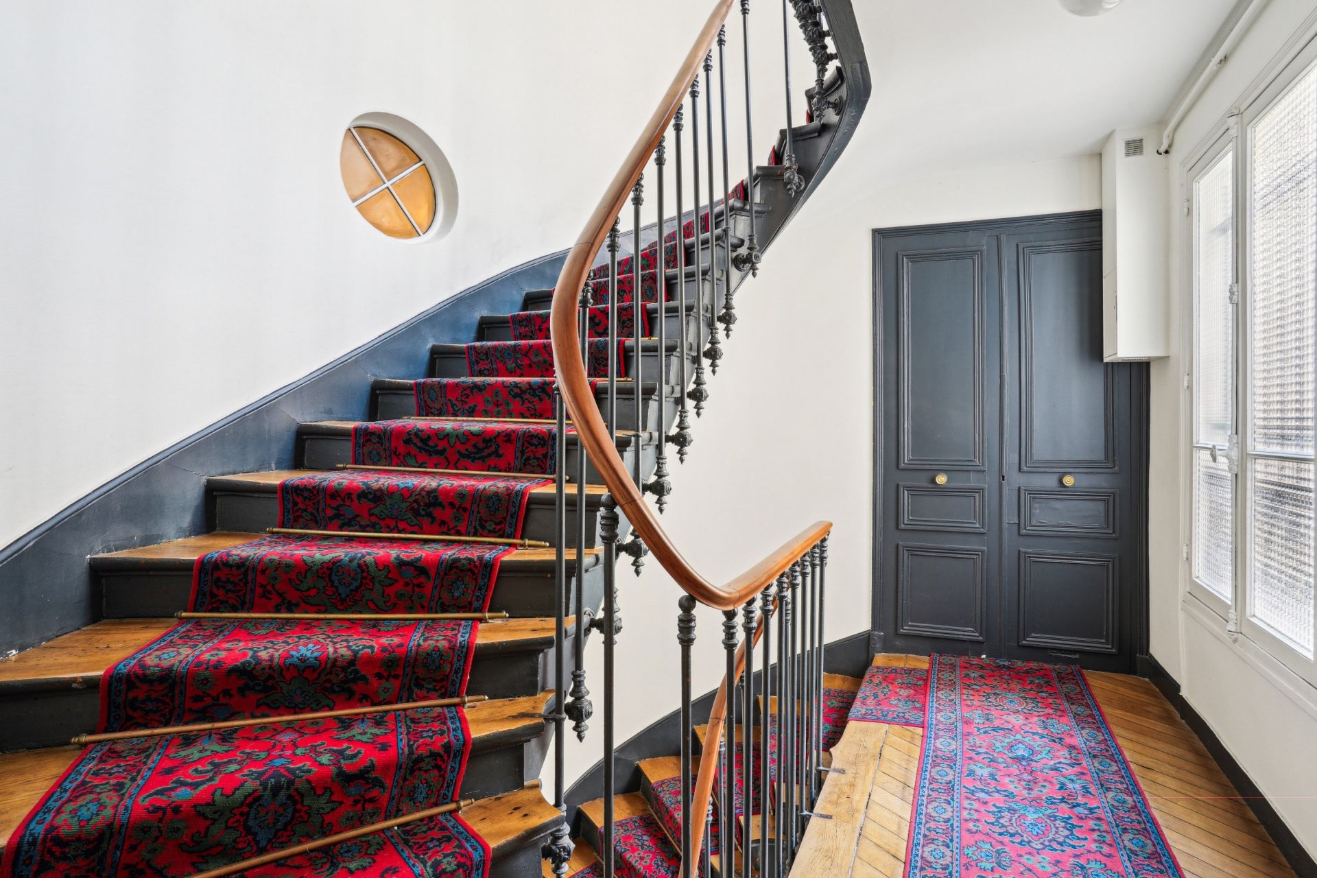 apartment 5 Rooms for sale on PARIS (75009)