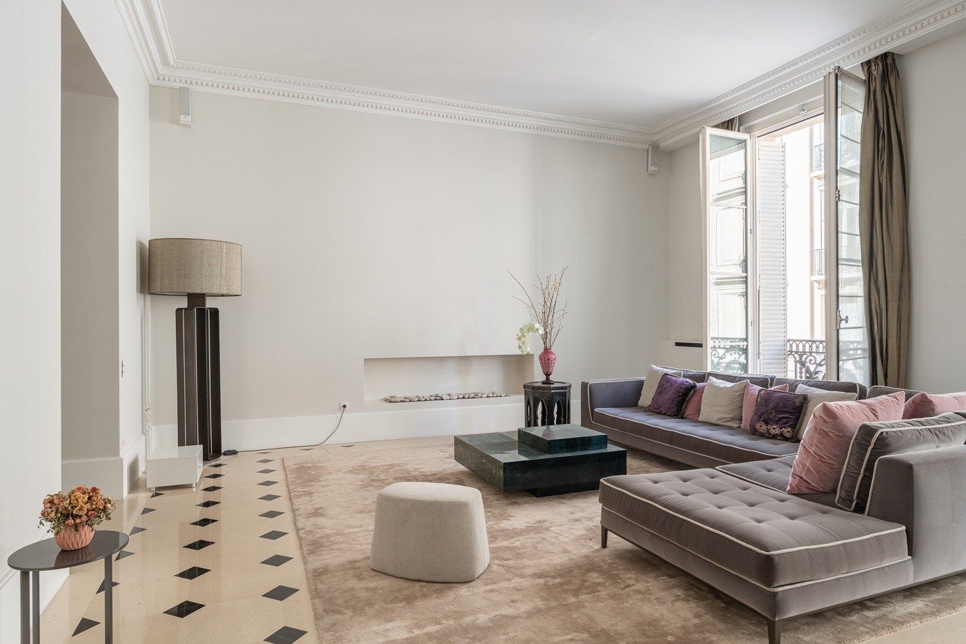 apartment 3 Rooms for sale on PARIS (75008)