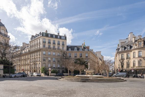 Vente Appartement Paris 8 3&nbsp;Pièces 134&nbsp;m²