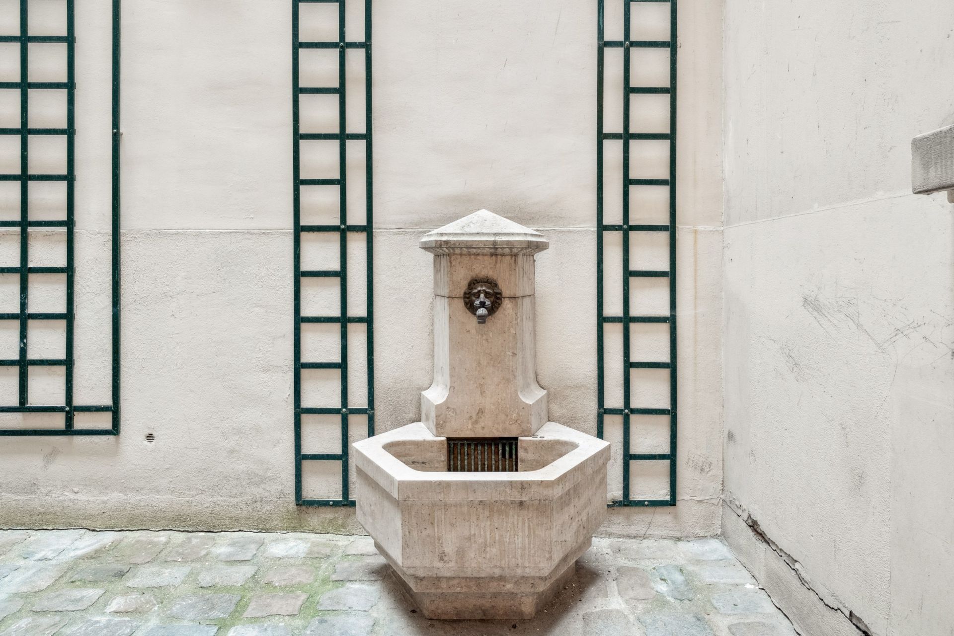 apartment 3 Rooms for sale on PARIS (75007)