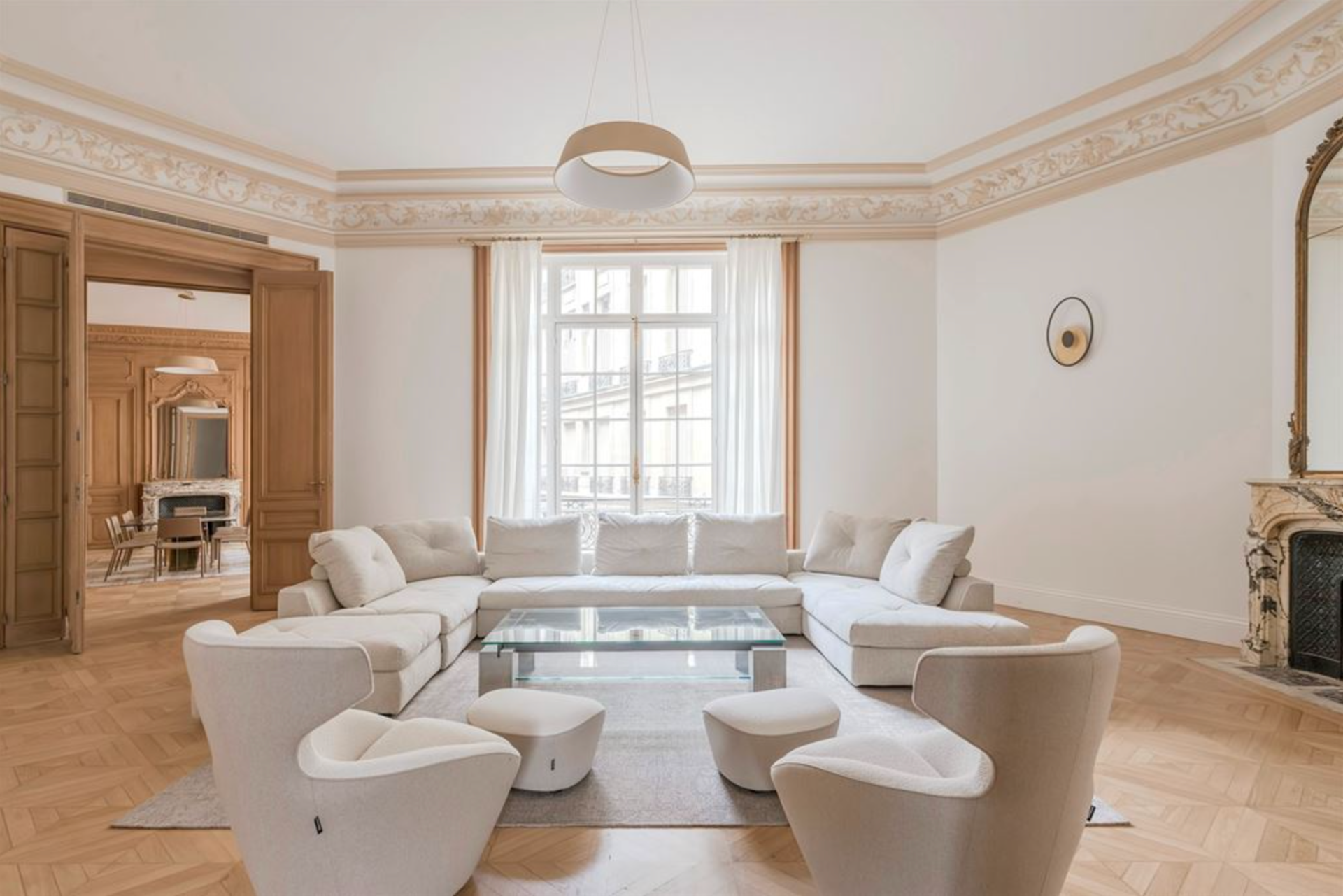 apartment 8 Rooms for sale on PARIS (75116)