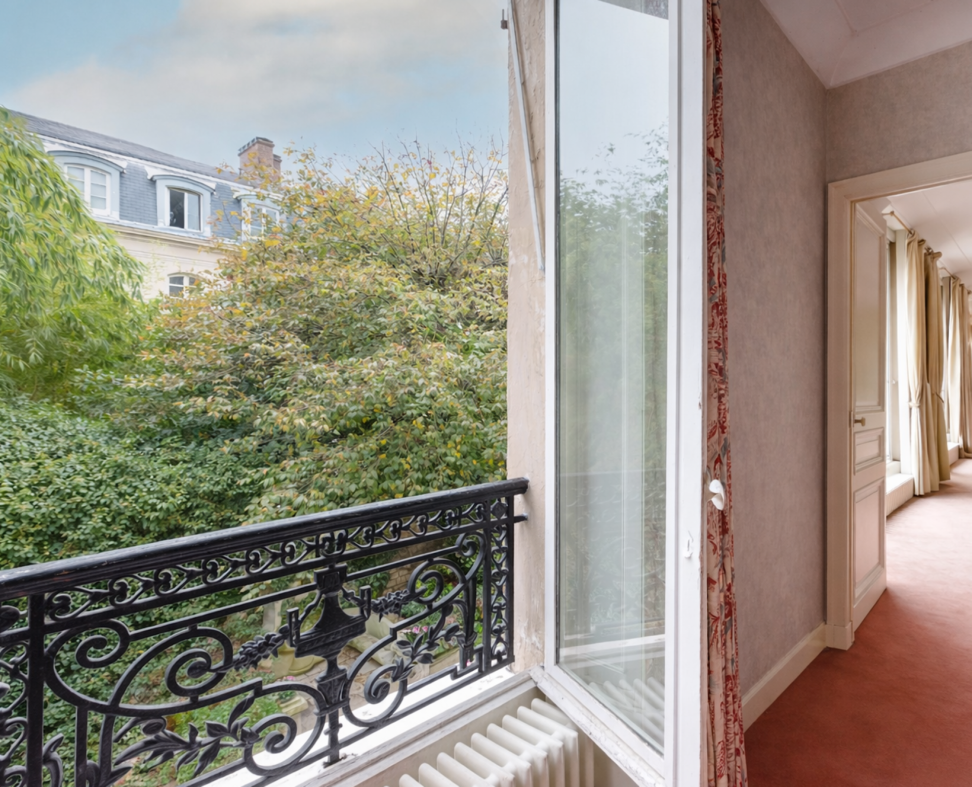 apartment 4 Rooms for sale on PARIS (75007)
