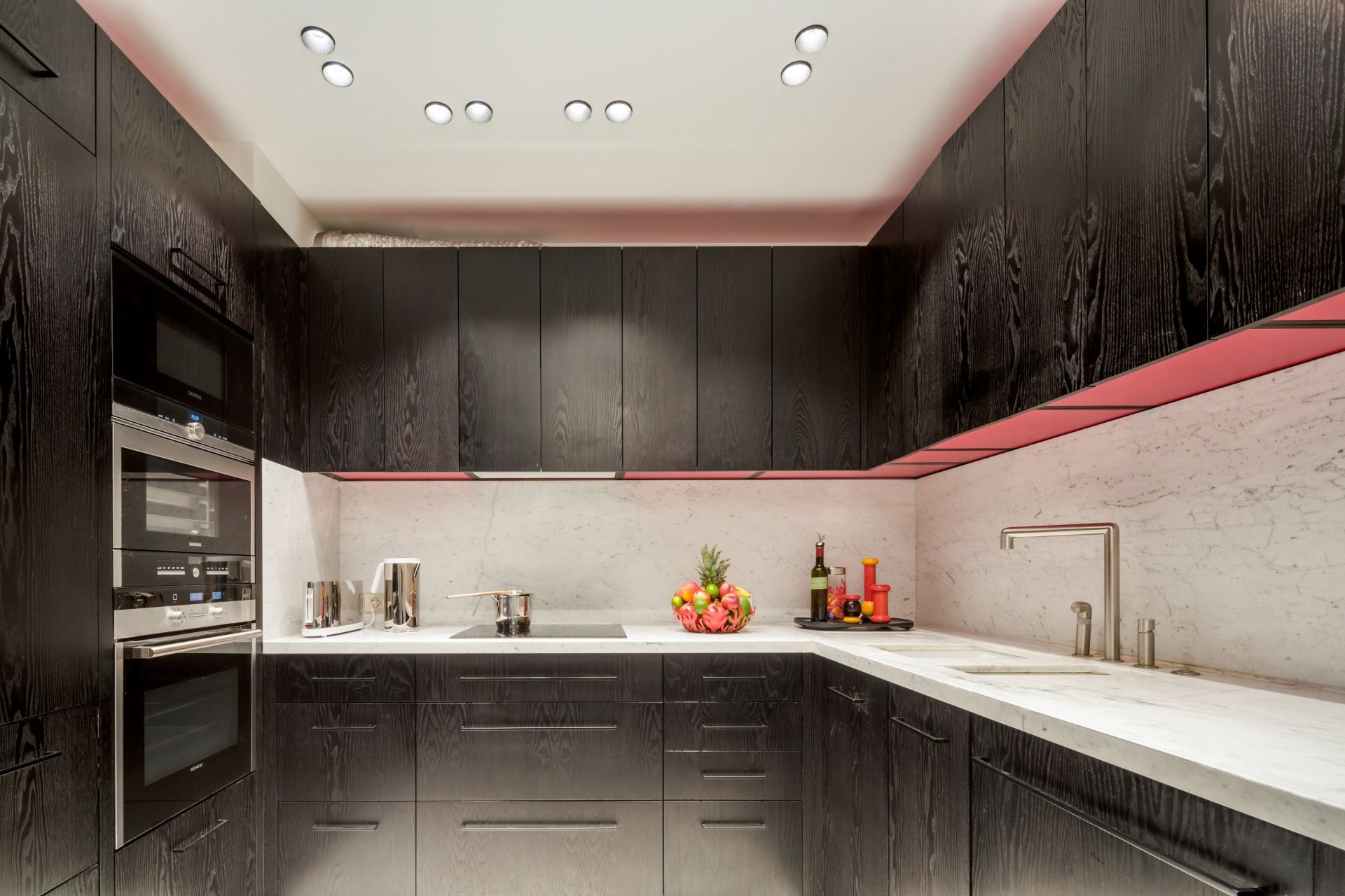 contemporary house 8 Rooms for sale on PARIS (75001)