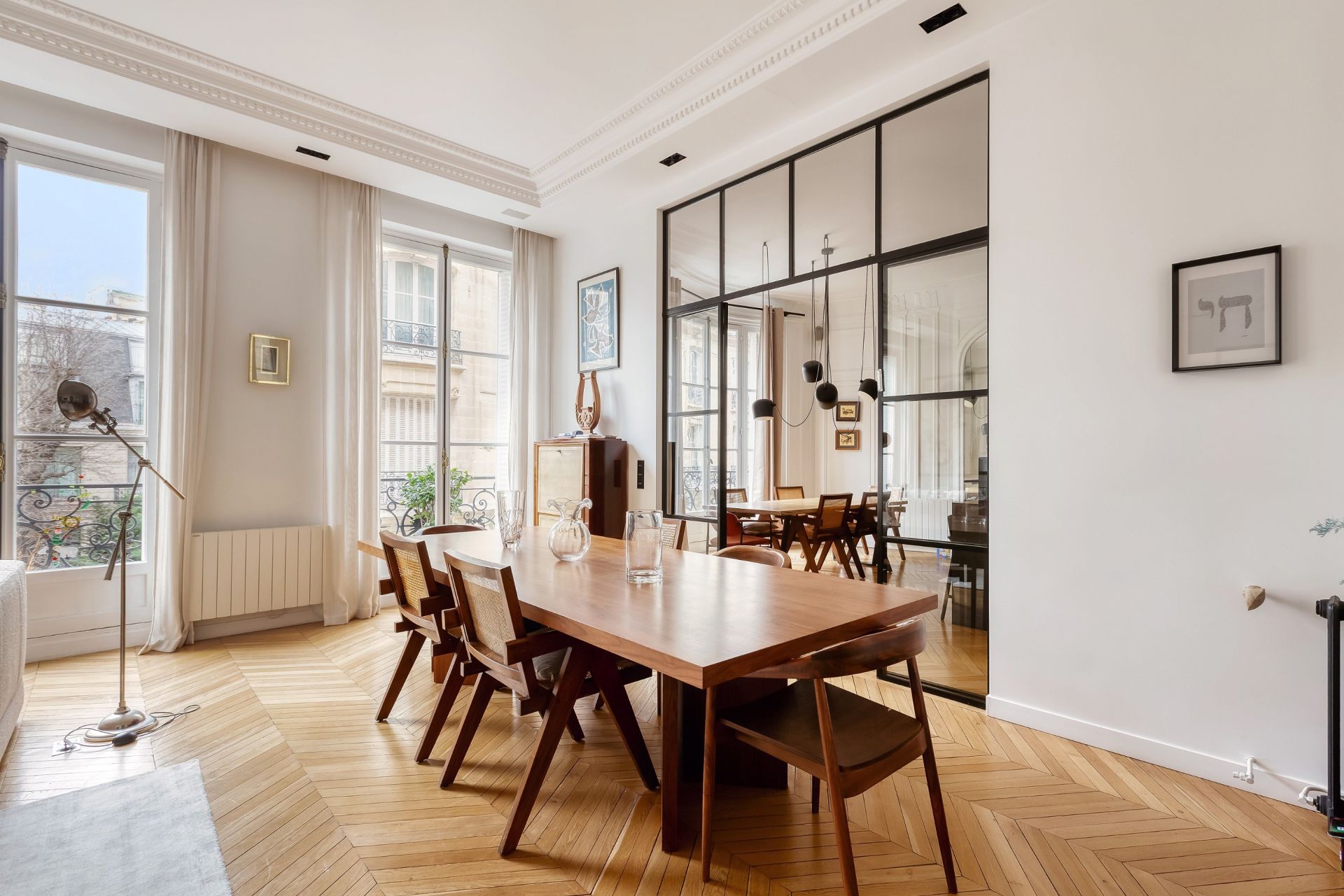 apartment 8 Rooms for sale on PARIS (75016)