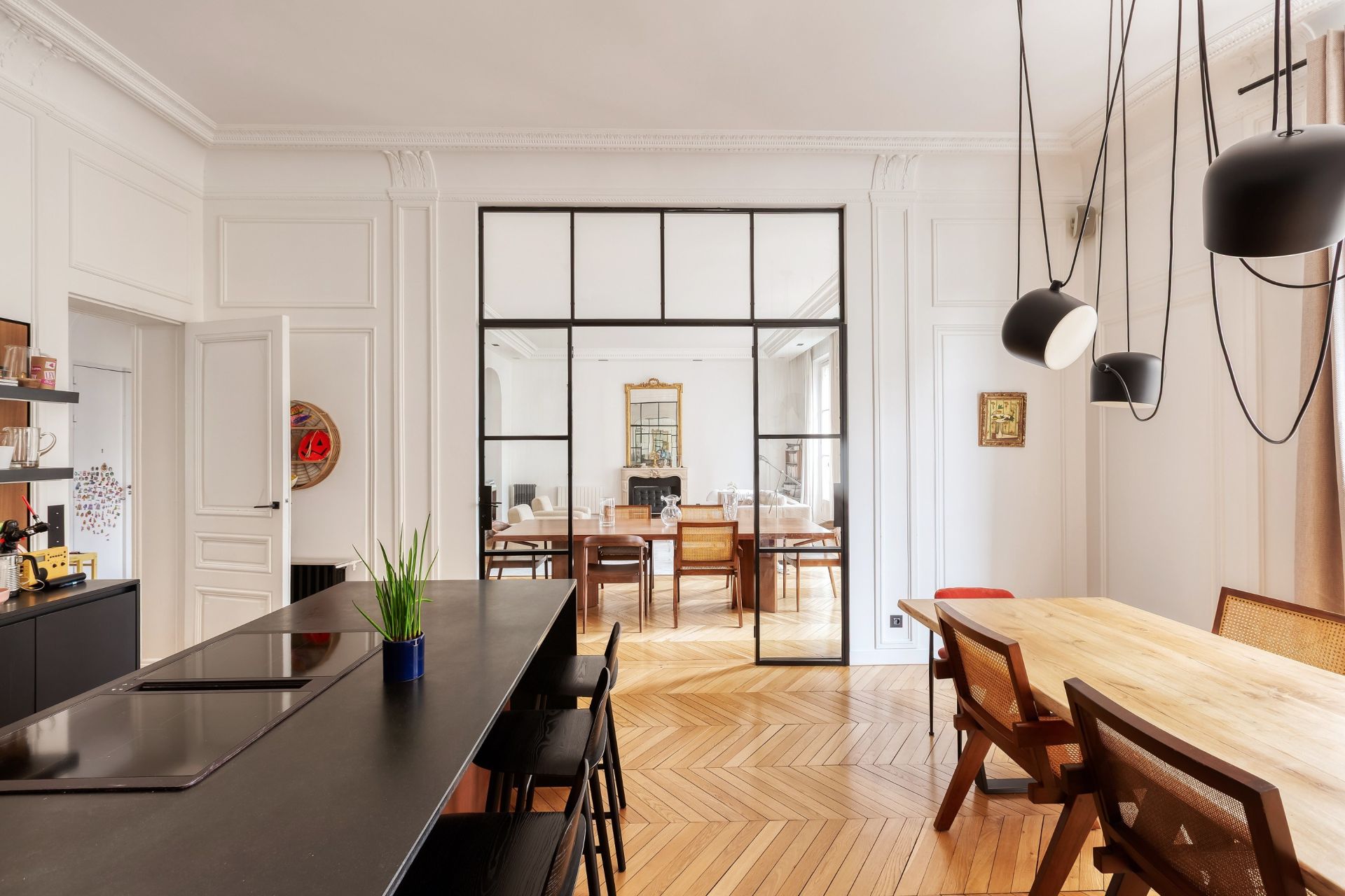 apartment 8 Rooms for sale on PARIS (75016)