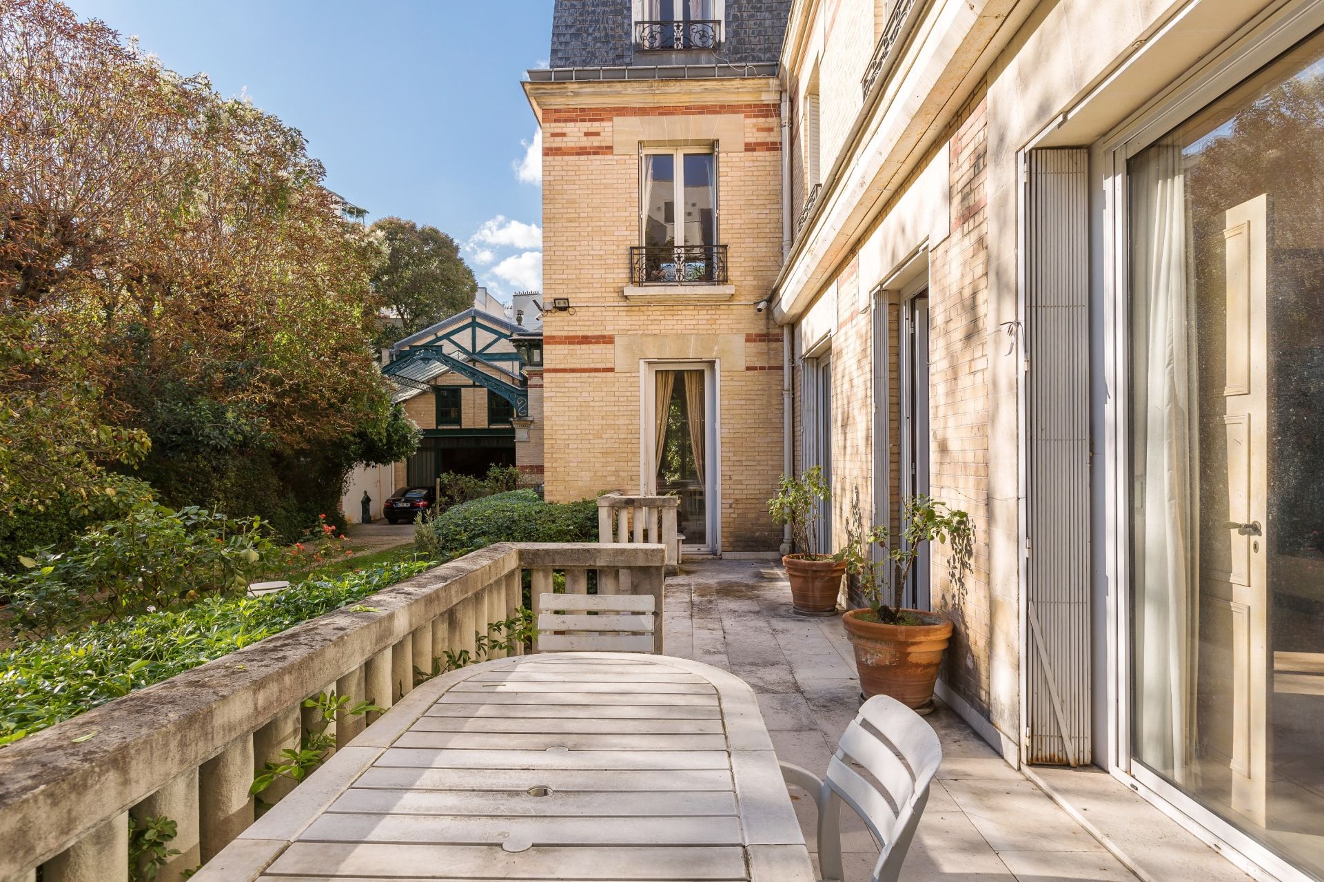 hôtel particulier 20 Pièces en vente sur PARIS (75016)