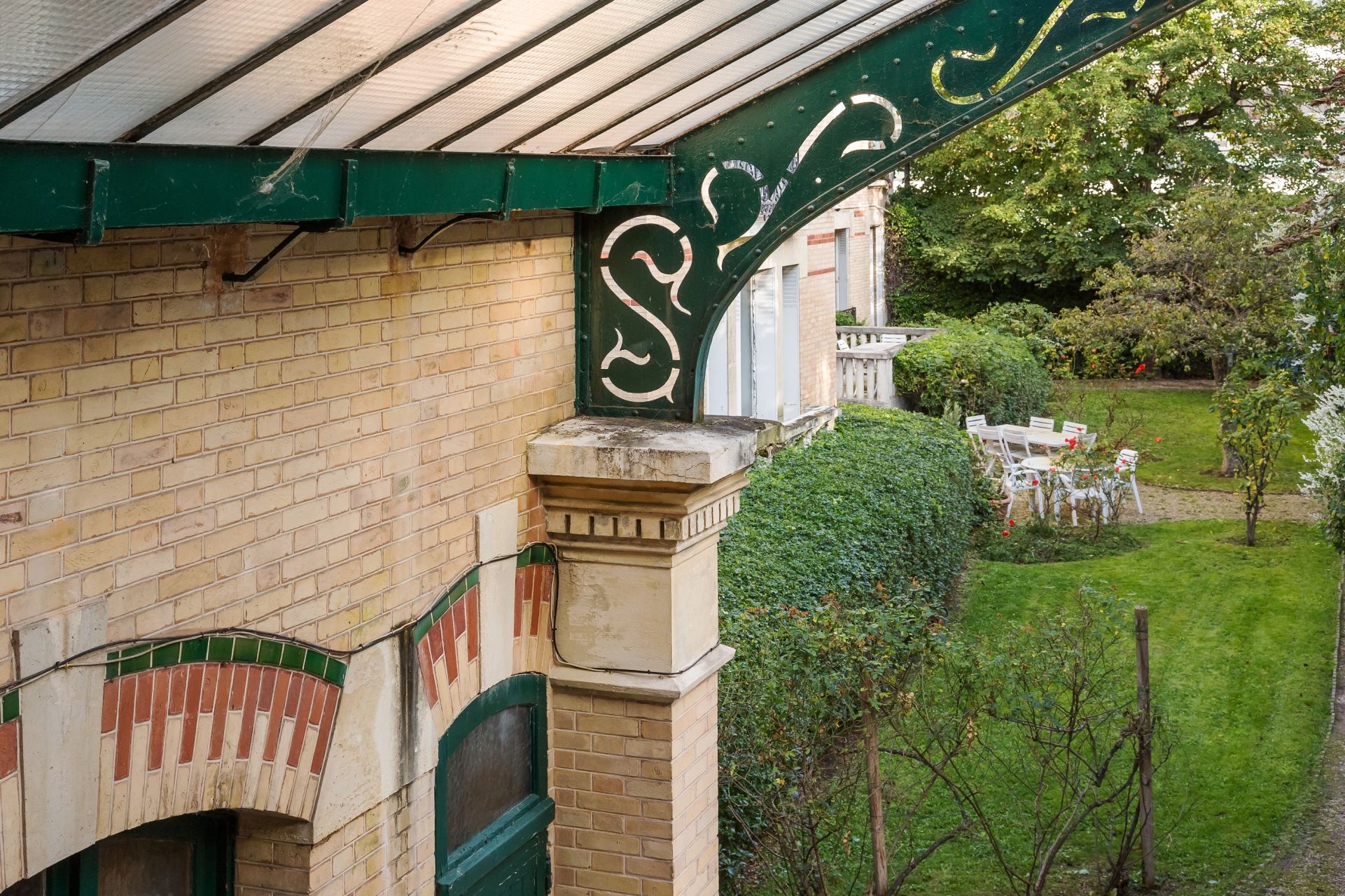 hôtel particulier 20 Pièces en vente sur PARIS (75016)