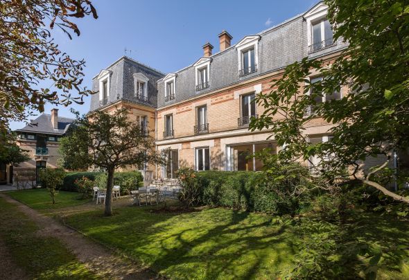 Vente Hôtel particulier Paris 16 20&nbsp;Pièces 600&nbsp;m²