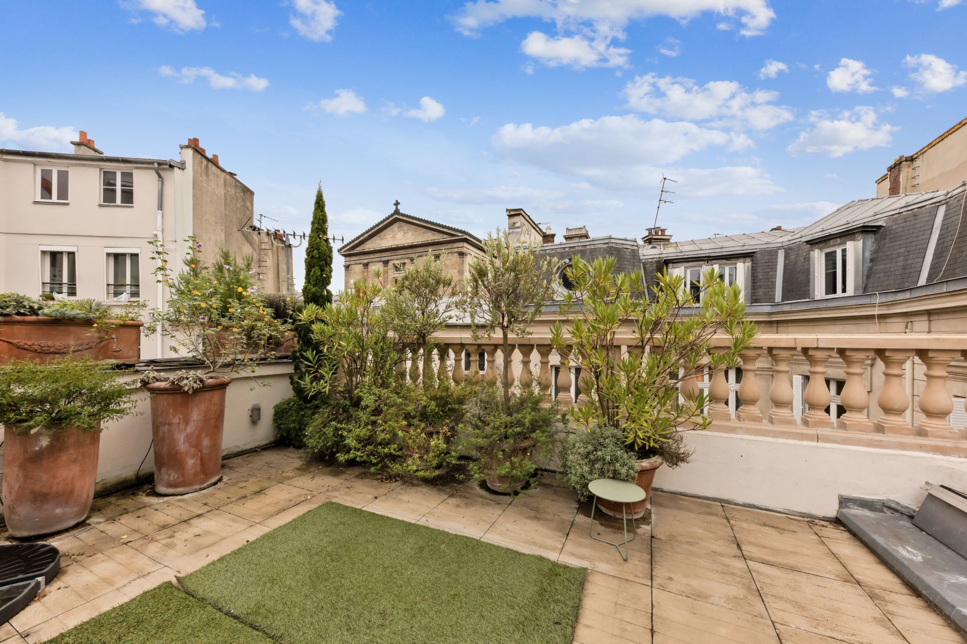 appartement 6 Pièces en location sur PARIS (75010)