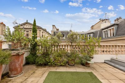 Location Appartement Paris 10 6&nbsp;Pièces 277&nbsp;m²