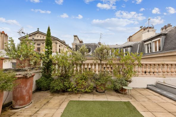 Location Appartement Paris 10 6&nbsp;Pièces 277&nbsp;m²