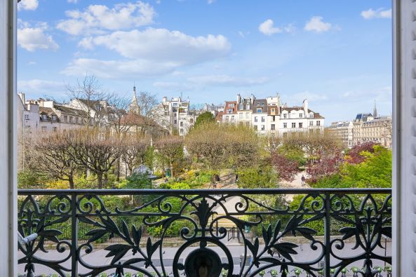 Vente Appartement Paris 5 4&nbsp;Pièces 80&nbsp;m²