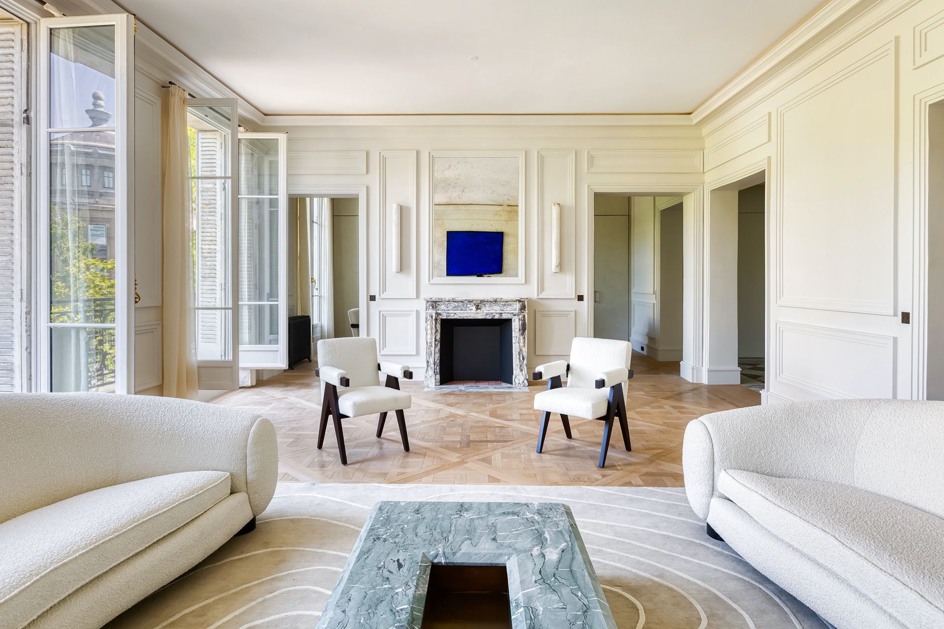 apartment 5 Rooms for sale on PARIS (75016)