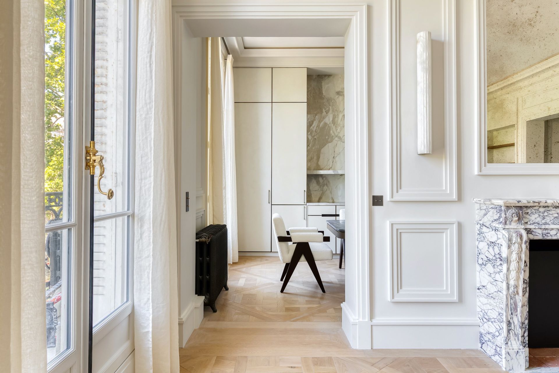 apartment 5 Rooms for sale on PARIS (75016)