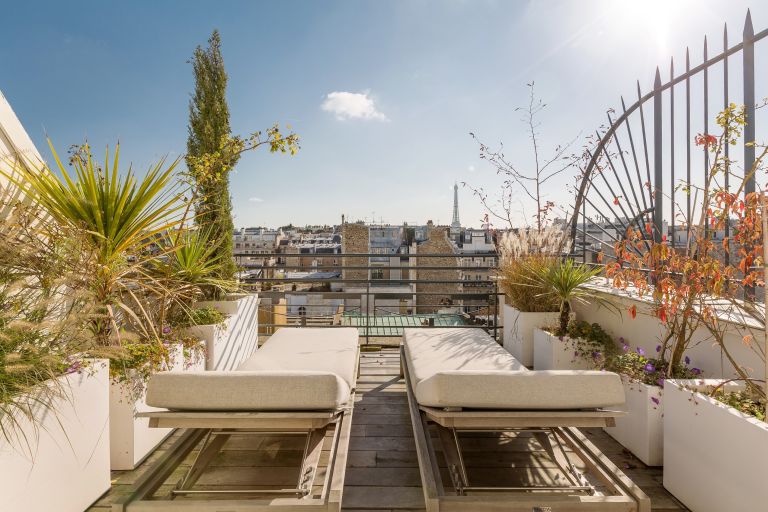 apartment 4 Rooms for sale on PARIS (75016)