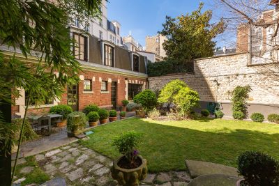 Vente Hôtel particulier Paris 16 7&nbsp;Pièces 245&nbsp;m²