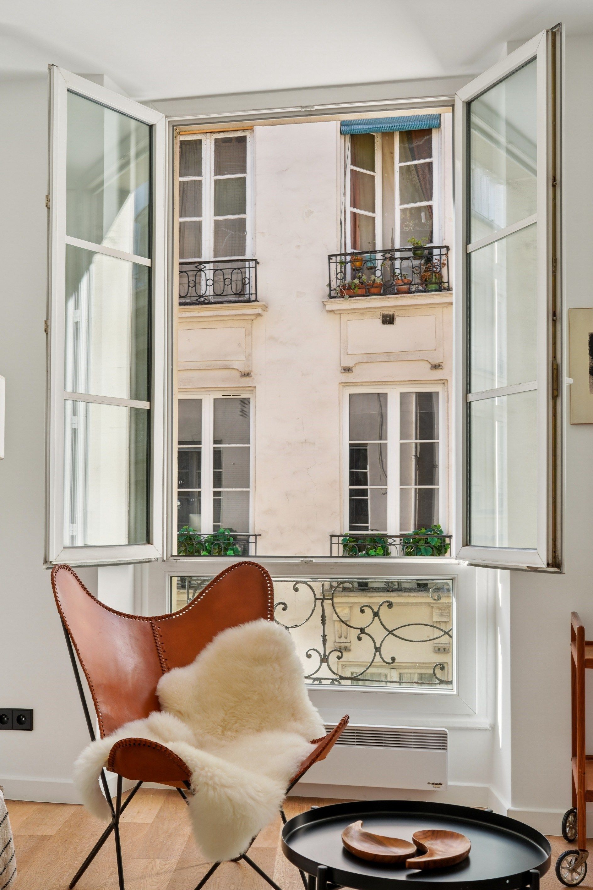 apartment 2 Rooms for sale on PARIS (75006)